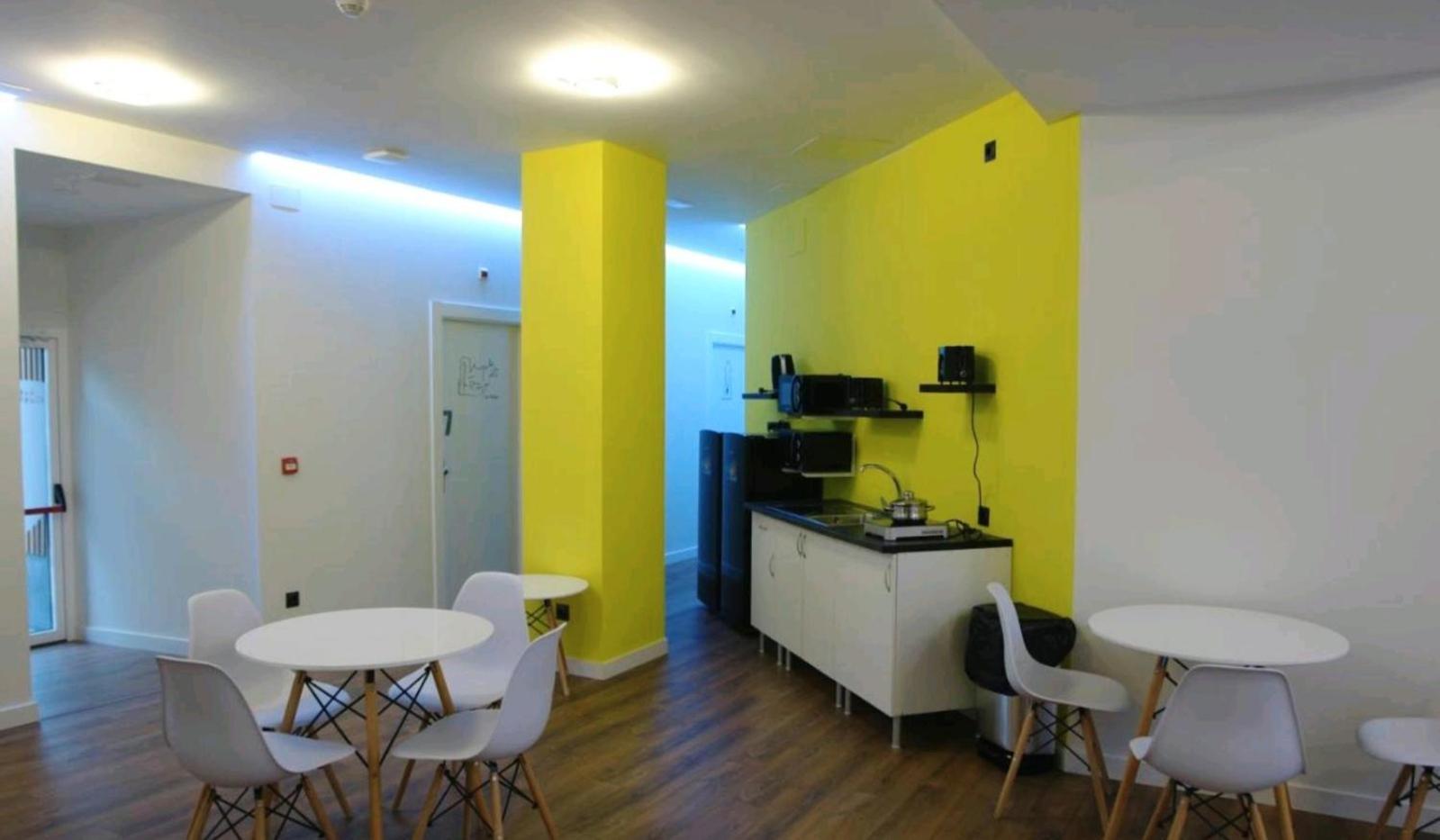 Hostel Trovadores Burgo Eksteriør billede